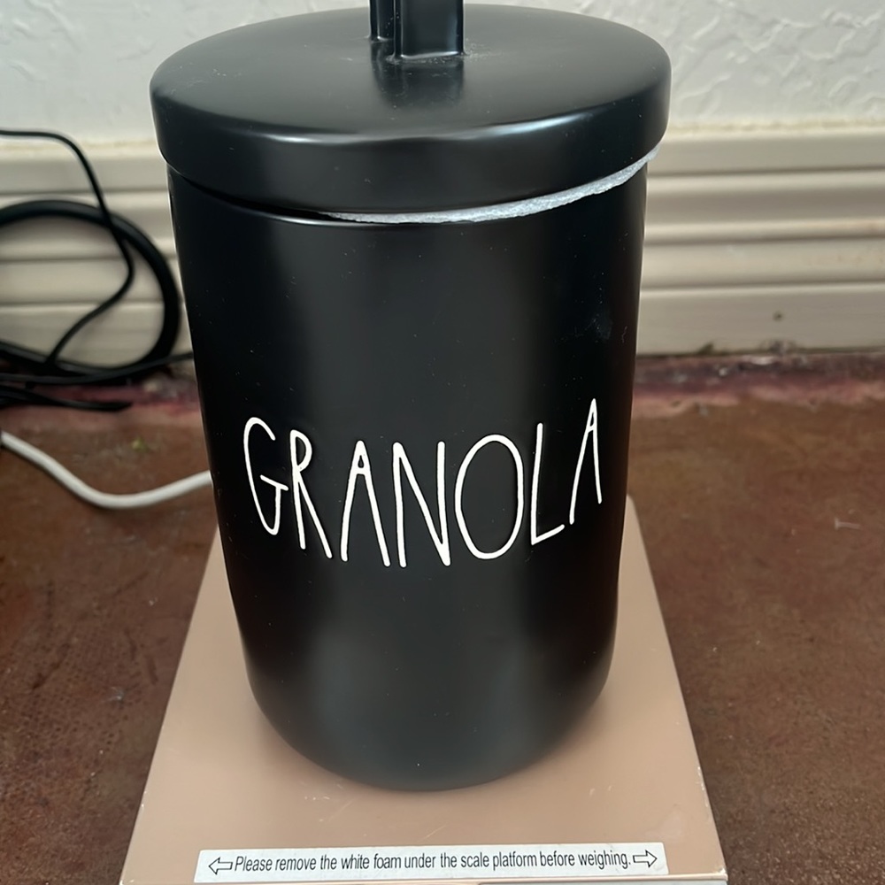 🆕Rae Dunn GRANOLA Black BN Ceramic Canister- VHTF.RARE DISCONTINUED - Picture 2 of 7